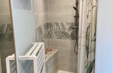 Maisonnette cosy au calme terrasse local vélo - Foto 12