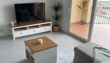 Aquamarine Sant Feliu en la playa con patio - Foto 3