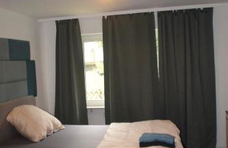 GraceHomes - Garage, Ventilator, Free Coffee, Airport, Messe, Stuttgart, WiFi up to 6 Guests - Foto 15