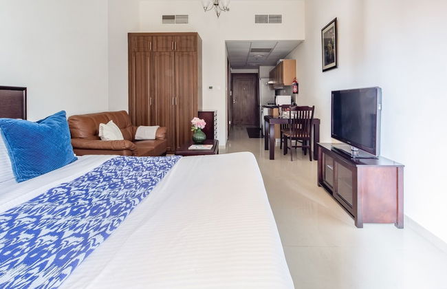 Premier Studio in Sports City w/ Golf Course View! - Foto 3