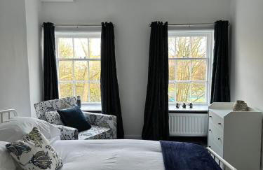 Beautiful Grade 2 Home in centre of Newcastle-St James Park FREE CITY PARKING - Foto 29