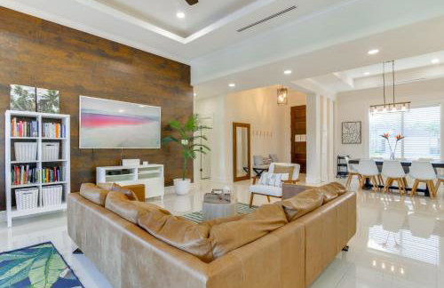 Resort-Style Brownsville Home Private Pool and Gym - Foto 1