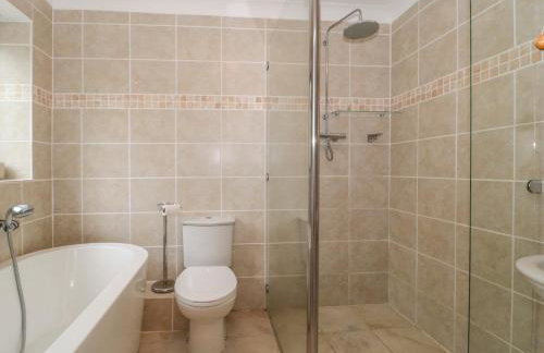 Castle View Annex - Photo 11