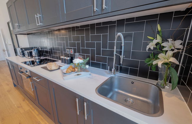 80 by Elite - Photo 49