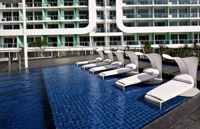 Maui 2 Bedroom Condo at Azure Urban Resort Residences - Foto 32