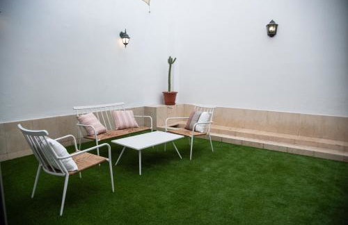 Tentudia Charming Apartments with Private Roof-Top or Patio in San Bernardo By OCityzen - Foto 57