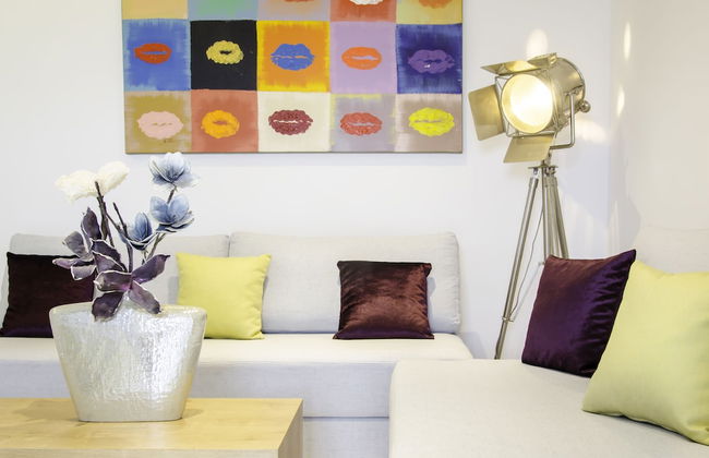 Talos Luxury Suites - Photo 42