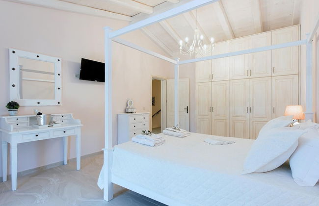 Villa Frosso Large Private Pool Walk to Beach Sea Views A C Wifi Car Not Required - 556 - Foto 19