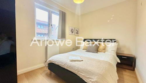 Modern 4-Bedroom House, Families and Contractors - Foto 3