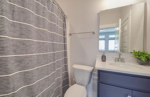 Rooftop Retreat Heart of NoDa Light Rail Sauna - Foto 37