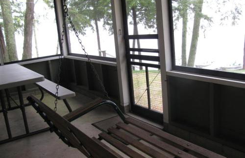 Lakefront! Twin Birch Resort - The Green Laker - Foto 16