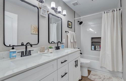 Luxe Phoenix Getaway (heated pool, mountain view) - Foto 14