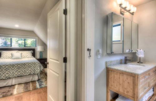 Moose Manor w BBQ Near Tahoe Hiking - Foto 23