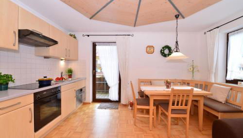 Ferienwohnung bei Hauber's - Foto 3, stove