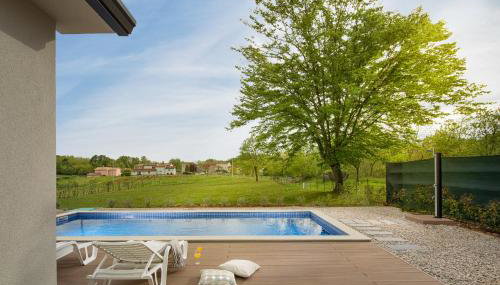 Villa Meadow - Foto 2, Garden view