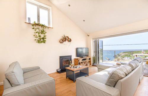 Sea views, Cornwall, Portreath, hot tub, sauna - Photo 8