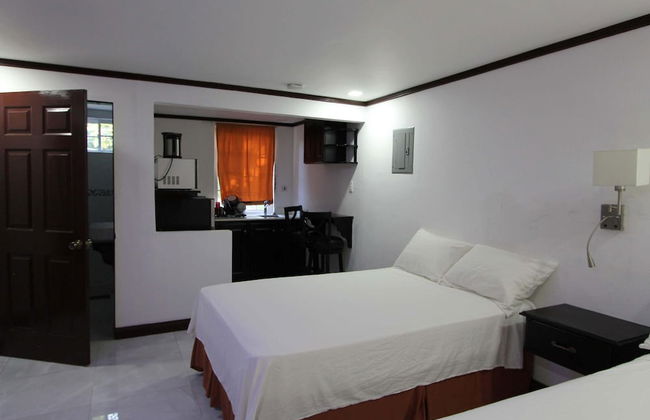 Sand and Blue Seas - Photo 14