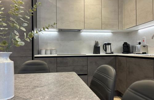 Manchester Apt, Free Parking, Business, Couples & Families - Foto 24