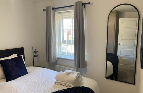 Newcastle Spacious 3-bedroom Semi-detached House with Parking, Sleeps 8, by URBAN PINNACLE STAYS - Foto 33