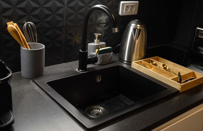 The Majestic Garden Suite - Photo 41