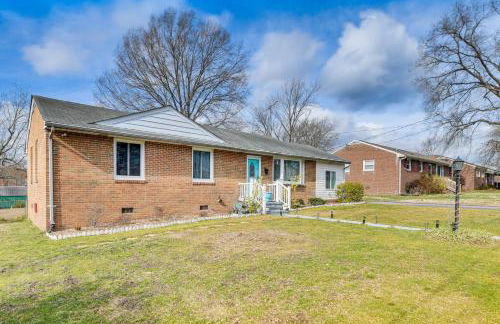 Colonial Heights Home with Large Yard and BBQ Grill! - Foto 24