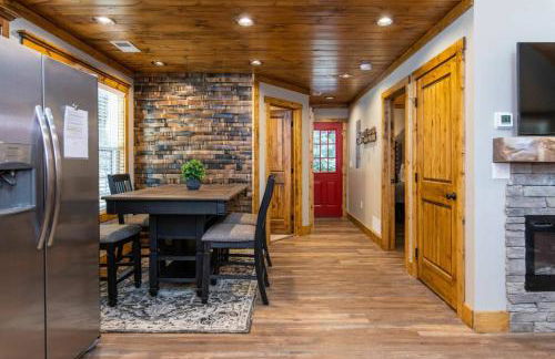 Hot Tub & WiFi - Angel's View - Red River Gorge KY - Foto 28