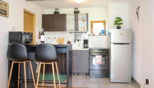 Beautiful Home In Mali Vrh Kamanjski - Foto 5