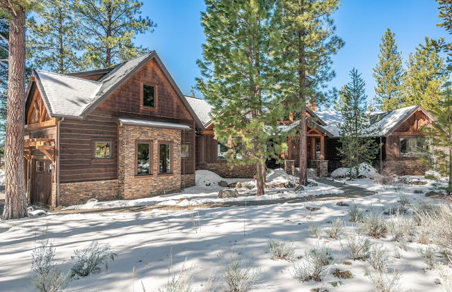 Big Pine by Avantstay Stunning Secluded Oregon Home w/ Hot Tub - Foto 31