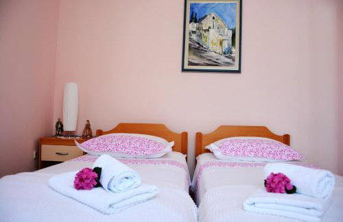 Apartments Mladinić - Foto 35