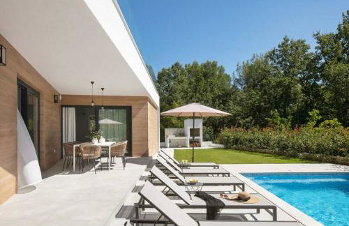 Moderne Luxusvilla Mali Dvor mit Pool 500m am Meer in Porec - Foto 10
