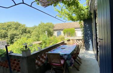 Maison charmante à Orgnac-l'Aven avec piscine partagée. - Photo 50