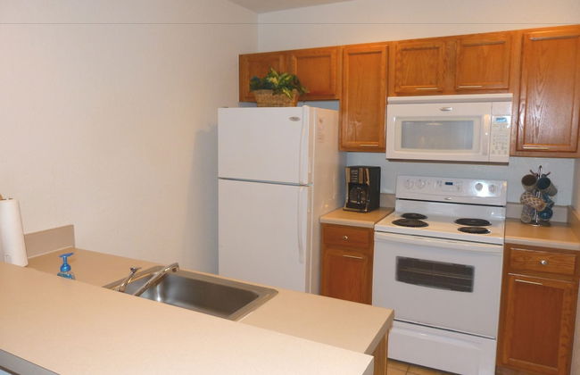 Near Theme Parks! Gorgeous 3 BR Town Home, Splash Park, Pool, Lake, And More! - Foto 13