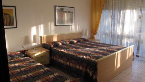 Modern Flat With Balcony at Grado Pineta - Foto 5