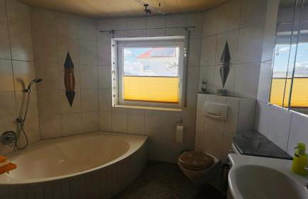 Ferienwohnung Andrea mit traumhaftem Garten - Foto 5