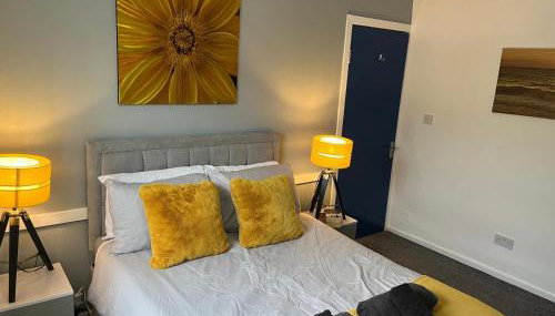 Modernised 4bed stay-away-home in Runcorn sleeps 7 - Foto 2