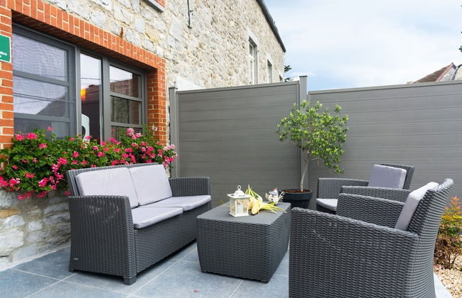 Scenic Retreat in Gimnee - Photo 17