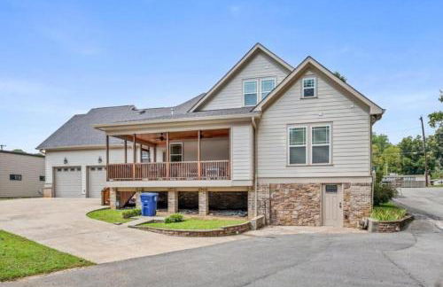 Luxury Retreat in Red Bank TN - Foto 37