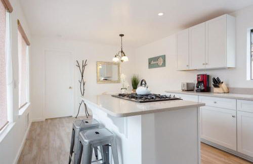 Charming Sonoma Cottage 2BD and 2BA Close to Plaza - Foto 59