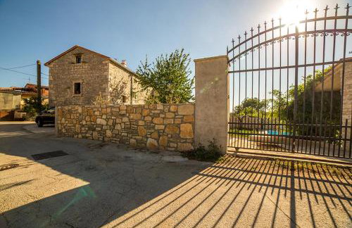 Charming villa Kalu with private pool near Rovinj by WiiBuk - Foto 12