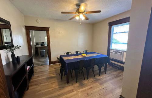 Charming 4BR Westside Home in Beer City USA - Foto 23