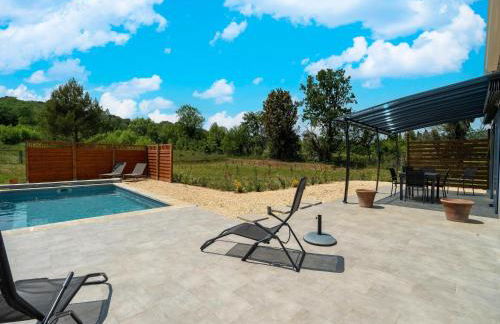 Cosy Holiday Home With Pool - Foto 12