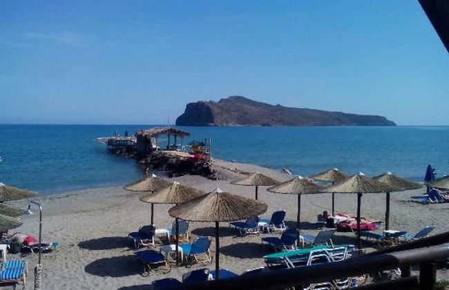 Litinas Beachfront Apartment - Photo 24