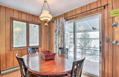 Cabin Getaway with Private Dock, Walk to Trail! - Foto 6