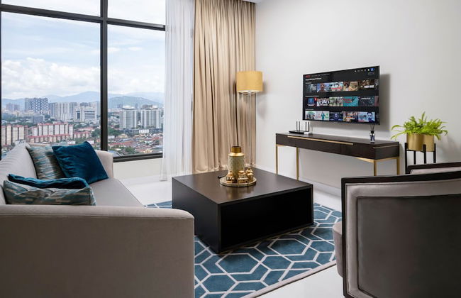 Pavilion Embassy Suites KL by Perfect Host - Photo 41