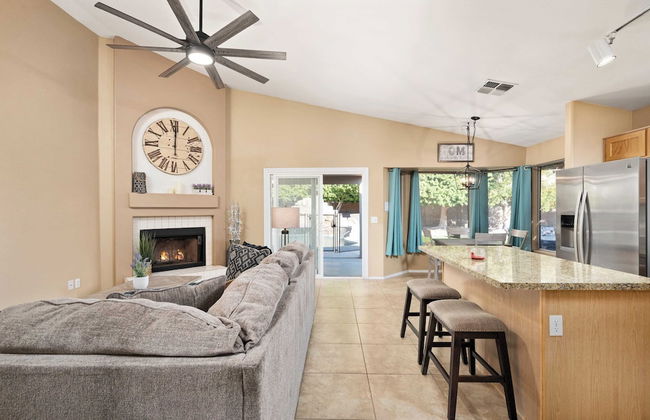 Bella Vista by Avantstay Pool w/ Waterslide - Photo 8