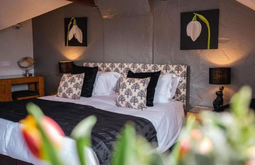 Gill Cottage, Castle Carrock, characterful cottage for romantic break with hot tub and 2 dogs welcome - Foto 10