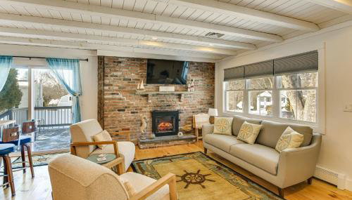 1 Mi to Heads Beach! Nautical Family Retreat - Foto 5