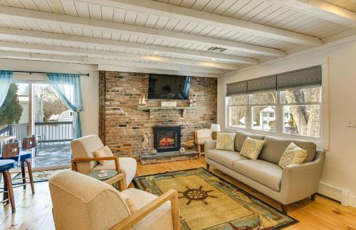 1 Mi to Heads Beach! Nautical Family Retreat - Foto 5