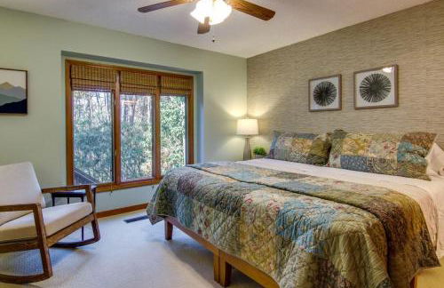 Peaceful Sapphire Cabin with Mountain Views - Foto 19