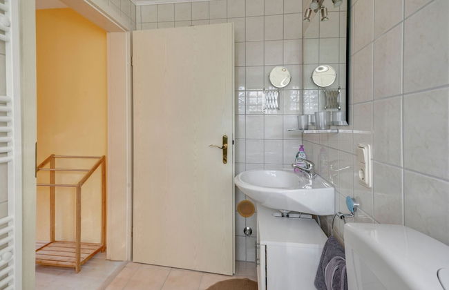 A Modern Apartment in the Hunsruck Region's Romantic Drohn Valley - Photo 38